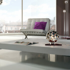 Lampada da tavolo design moderno 510/LG Patrizia Volpato con dischetti metallici collezione Sfera Patrizia Volpato in soggiorno moderno