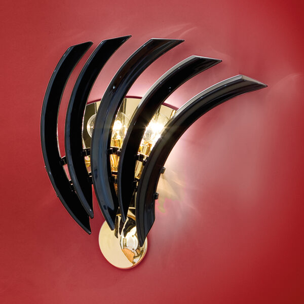 Applique da parete interni 522/APPDX vetro di Murano curvato nero montatura oro 24 carati collezione Rondo' Patrizia Volpato