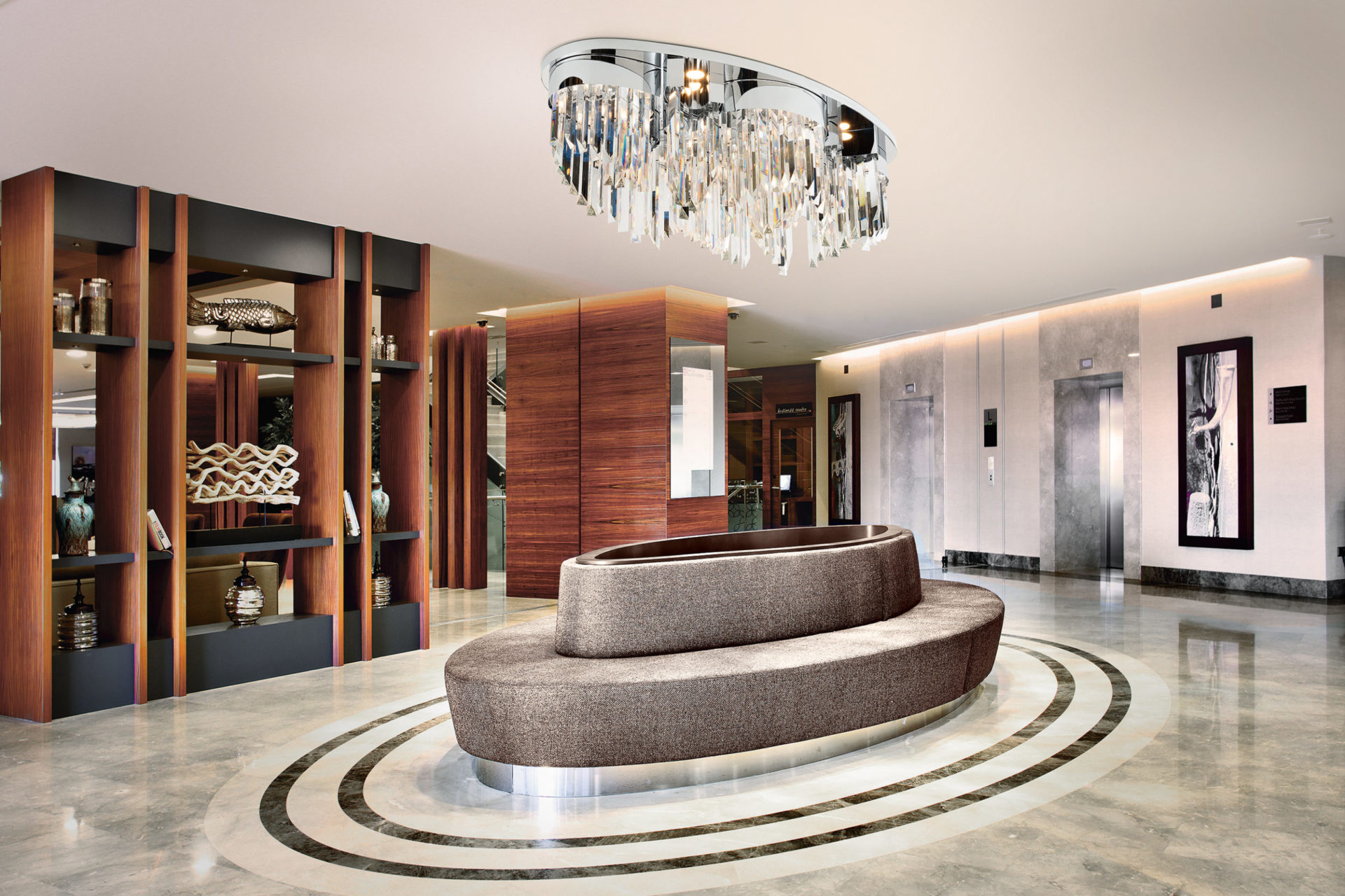 Lighting for Hotels: a harmonious balance between scenic and technical aspects