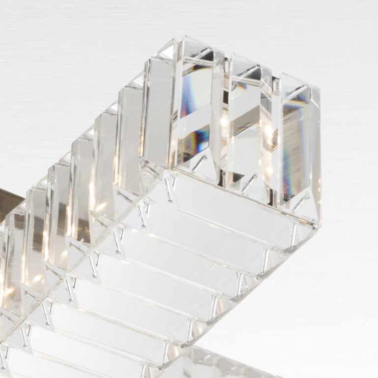 APPLIQUE con elementi rettangolari in cristallo e struttura portante di metallo in diverse finiture: New York 9282/APP 