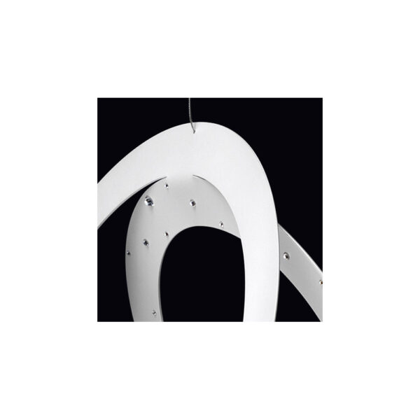 Dettaglio lampadario Swarovski e Murano 800/S Patrizia Volpato con finitura bianco opaco collezione Cassiopea