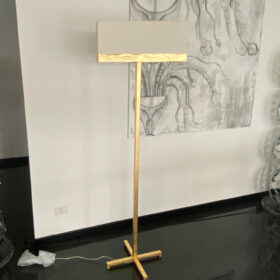 Lampada da terra cristallo 531-LT-2 collezione Alaska struttura foglia oro e paralume bianco Patrizia Volpato