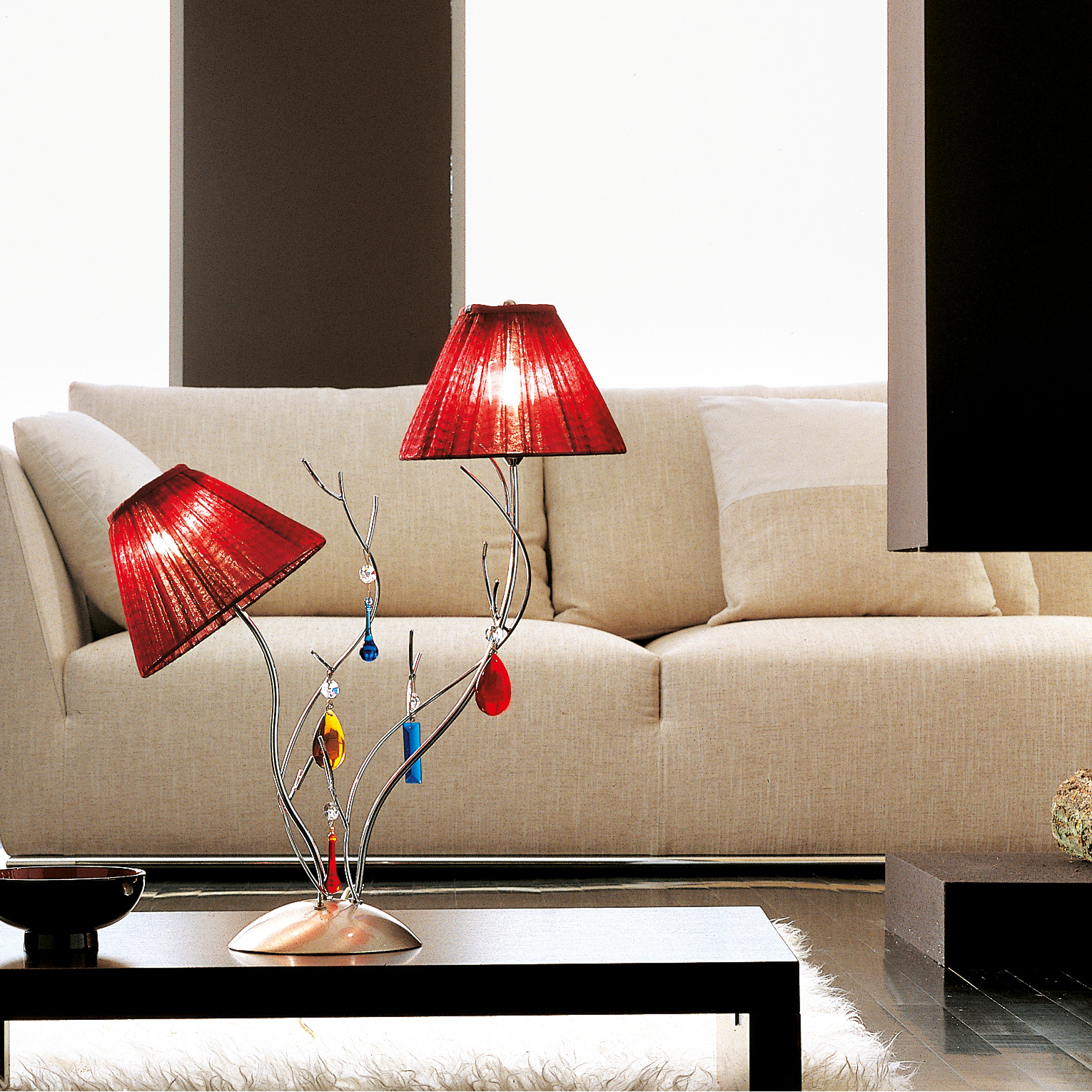 Table lamp modern design, iron branches