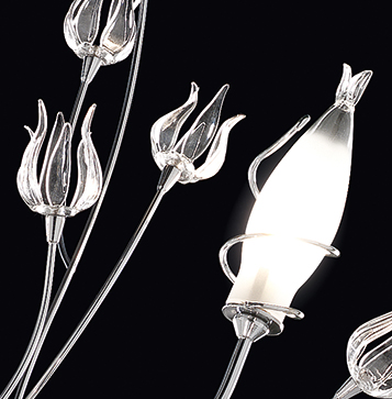 Dettaglio lampadario sospensione Murano con design floreale 385-S10 collezione Giglio